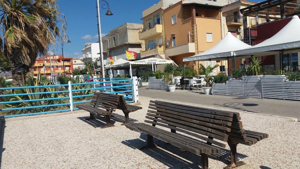 טראפטו Apartments On Promenade מראה חיצוני תמונה