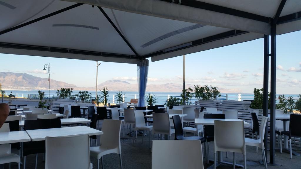 טראפטו Apartments On Promenade מראה חיצוני תמונה